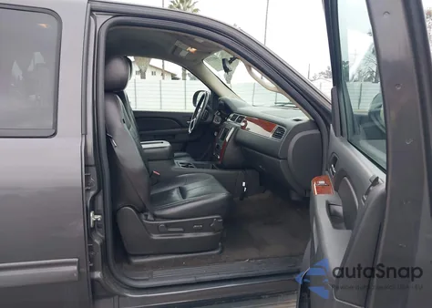 2010 Chevrolet Tahoe Lt из США, поврежденный, VIN 1GNMCBE37AR243879